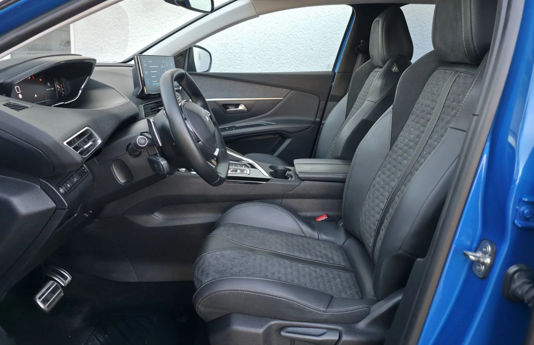 Zunanja slika - Peugeot 3008 - 1.5HDI EAT8 Road Trip LED•BLIS•KEYLESS•KAMERA•18C• - 6