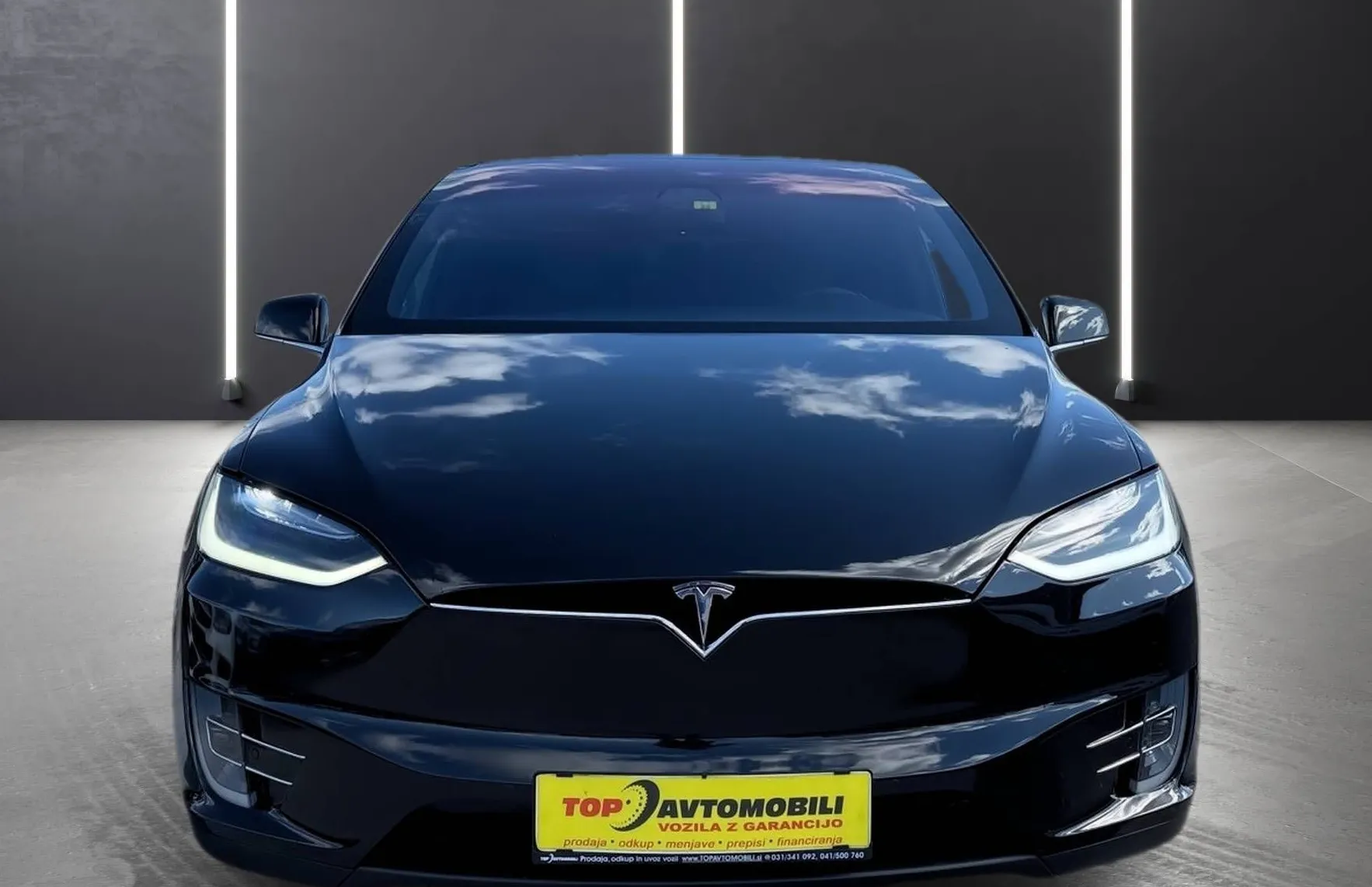 Zunanja slika - Tesla Model X - 75D NADGRAJEN AVTOPILOT 7 - SEDEŽEV ZRAČNO PREMIUM - 12