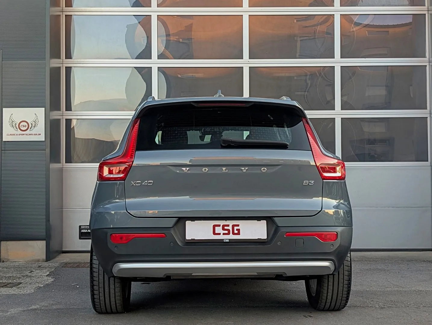 Zunanja slika - Volvo XC40 - 2.0 B3 aut. LED|Kamera|Navi|2xPDC|Keyless - 5