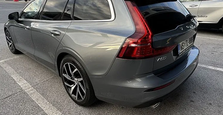Zunanja slika - Volvo V60 - T5 2.0 Momentum FWD - ZELO DOBRO OHRANJEN - 7