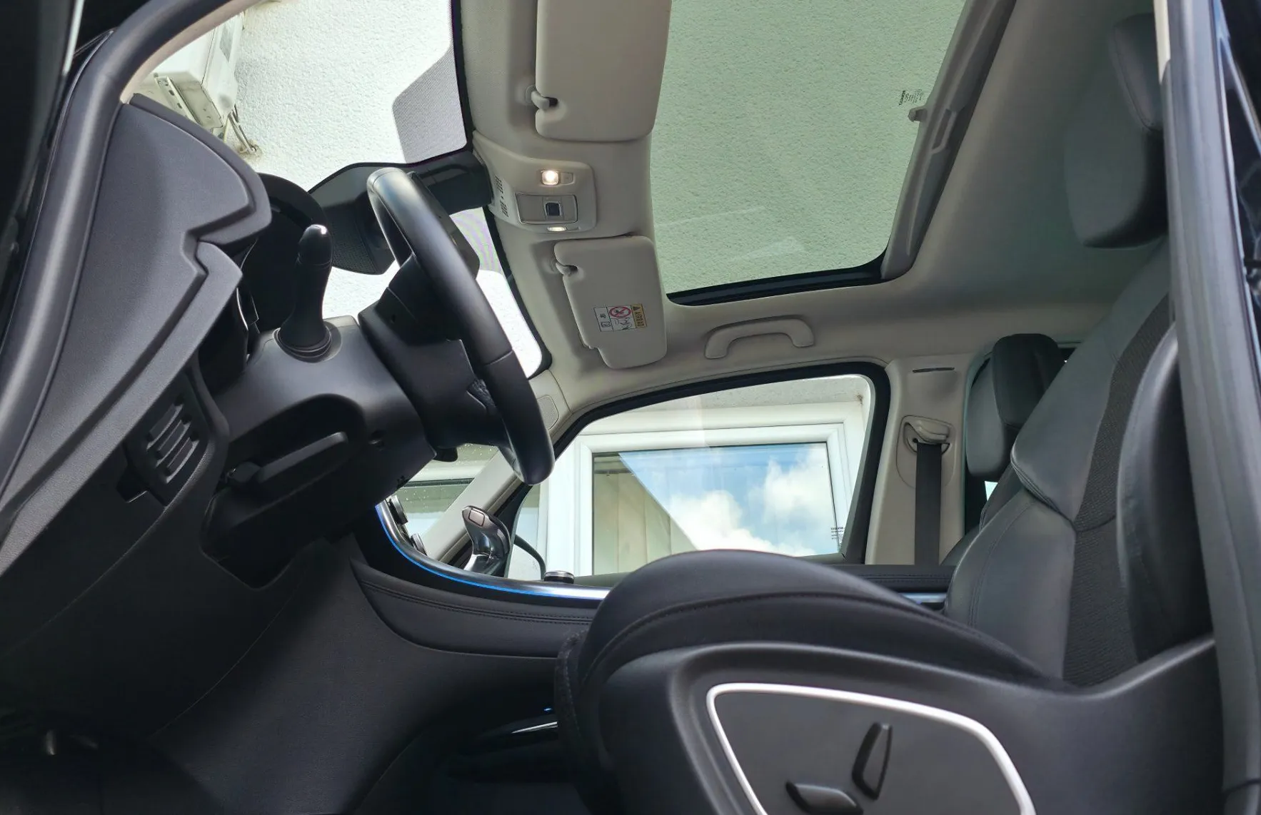 Zunanja slika - Renault Espace - 2.0dCi EDC Intens FULLED•PANOR•BLIS•7SED•KAMER•18C - 7