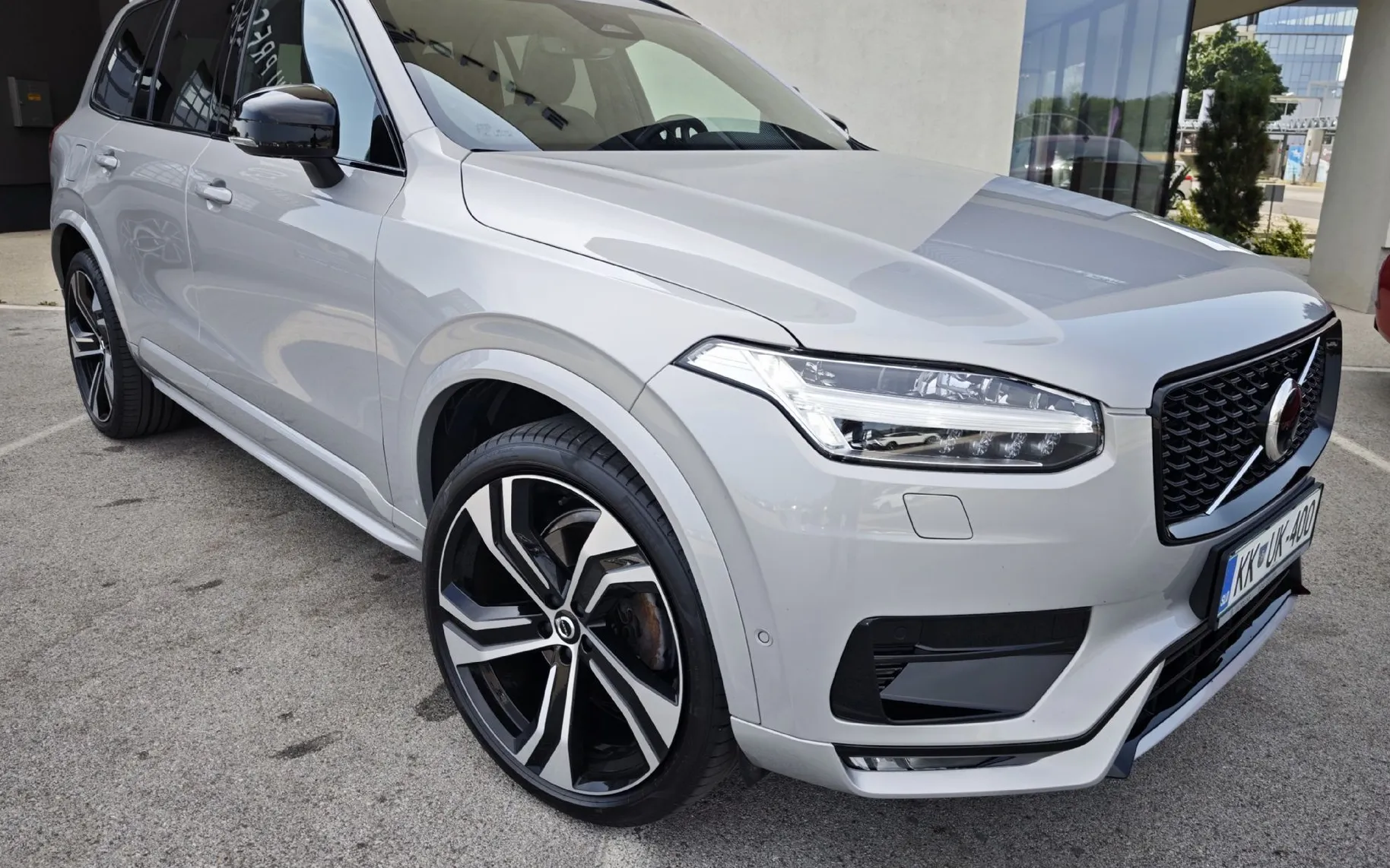 Zunanja slika - Volvo XC90 - B5 Ultimate Bright 7SED AWD ZRAČNO PANO KAM360 - 2
