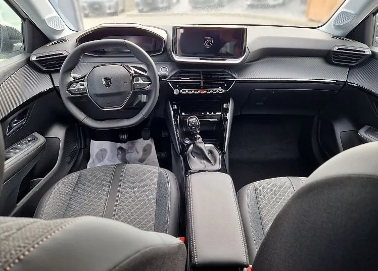 Zunanja slika - Peugeot 208 - ALLURE PureTech 100 - 9