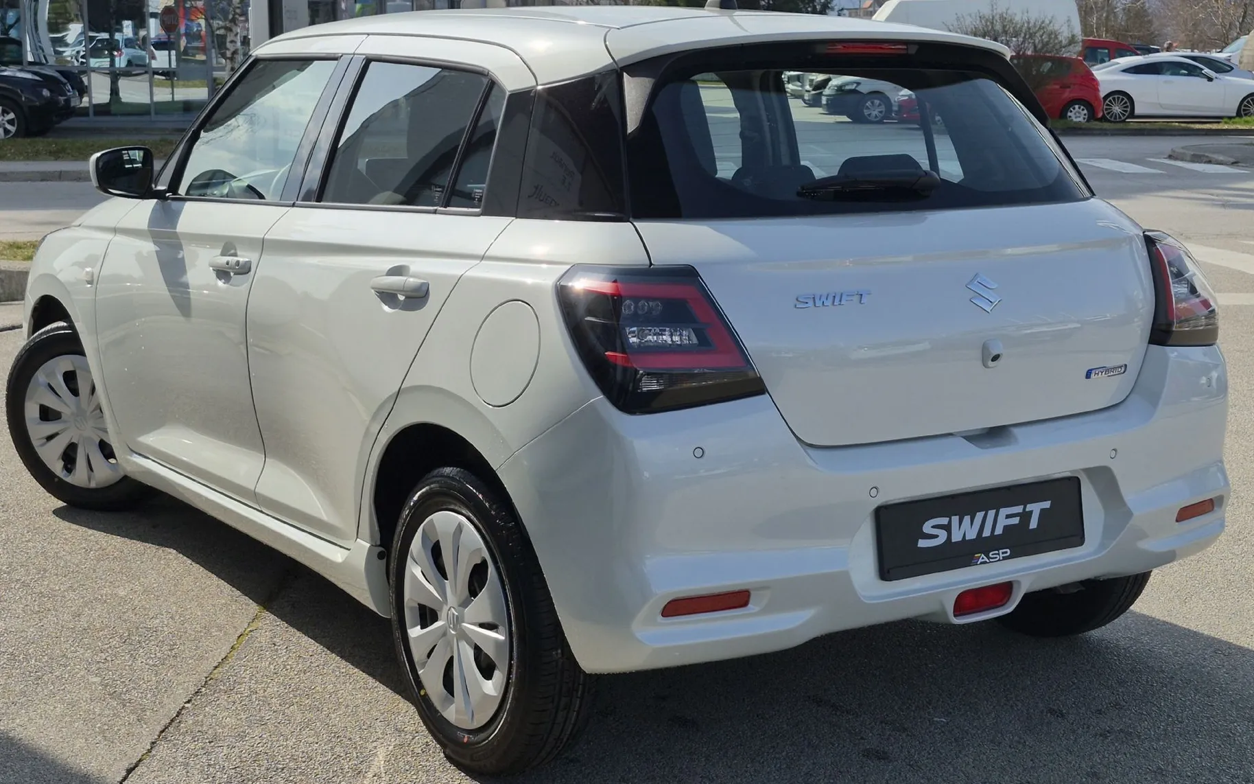 Zunanja slika - Suzuki Swift - 1.2 HIBRID COMFORT - 7