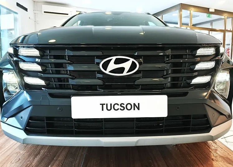 Zunanja slika - Hyundai Tucson - 1.6 T-GDI STYLE-WINTER-GRETJE SED-LED-KAMERA-VIDEO - 2