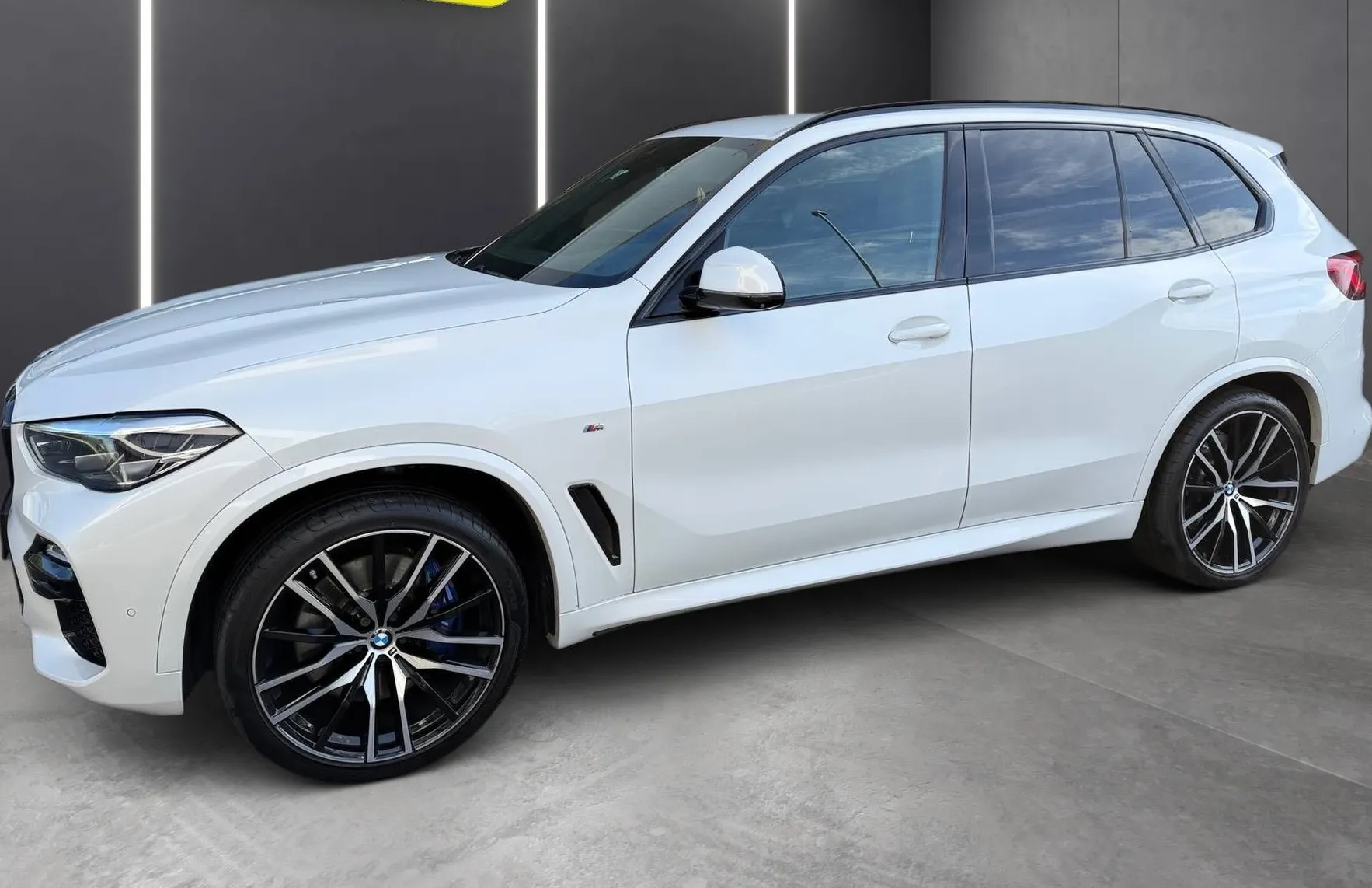 Zunanja slika - BMW X5 - serija : xDrive30d M SPORT PAKET ZRAČNO KAMERA 360 RADAR... - 3