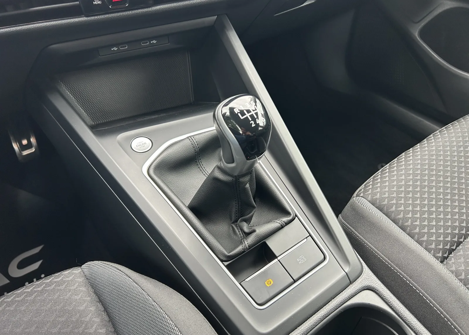 Zunanja slika - Volkswagen Golf - 1,5 TSI ACT BMT Life - 12