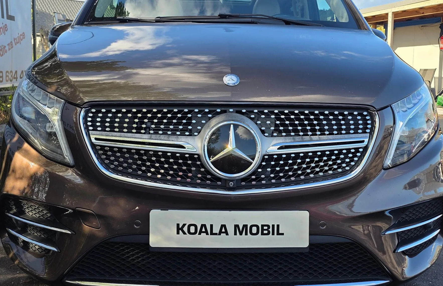Zunanja slika - Mercedes-Benz V-Razred - V 250D 7 SEDEŽEV-LED-KAMERA-PANORAMA-ALU-ODLIČEN - 2