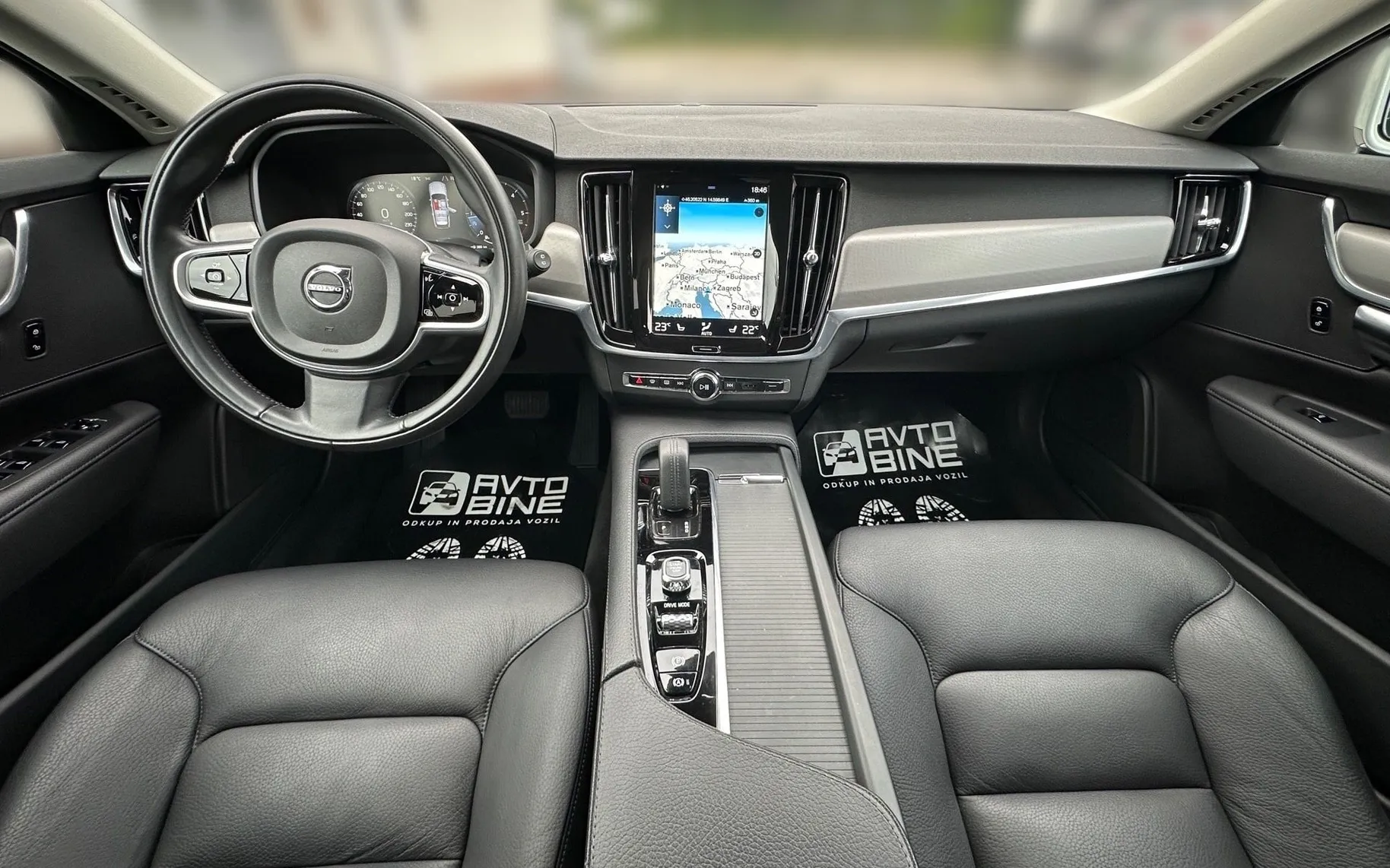 Notranja slika - Volvo V90 - B4 Momentum Pro+MODIFICIRAN+FULL LED+VIRTUAL+PER - 8
