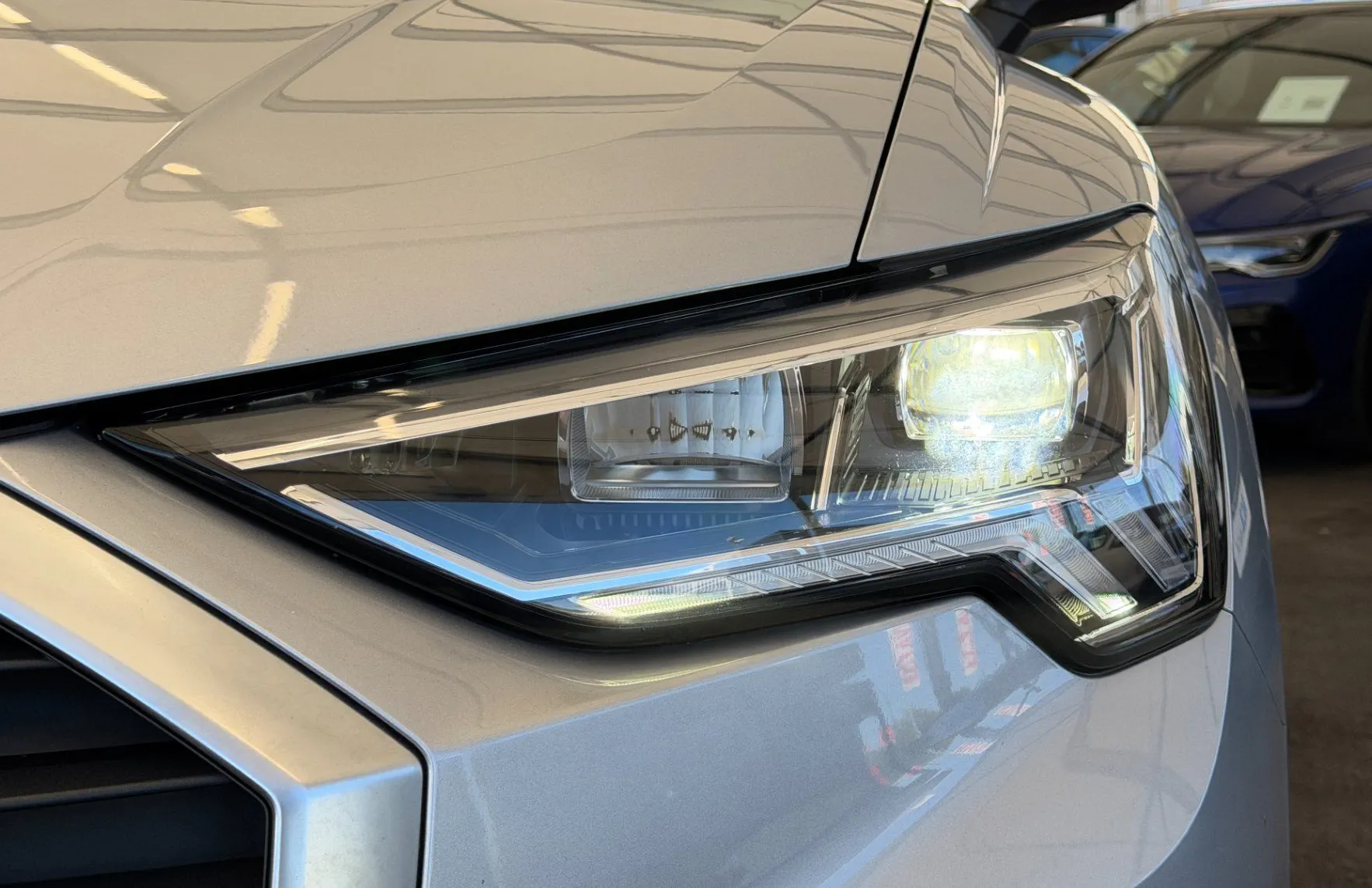 Zunanja slika - Audi Q3 - Advanced 35 TDI S-TRONIC QUATTRO - KAMERA - LED- - 2