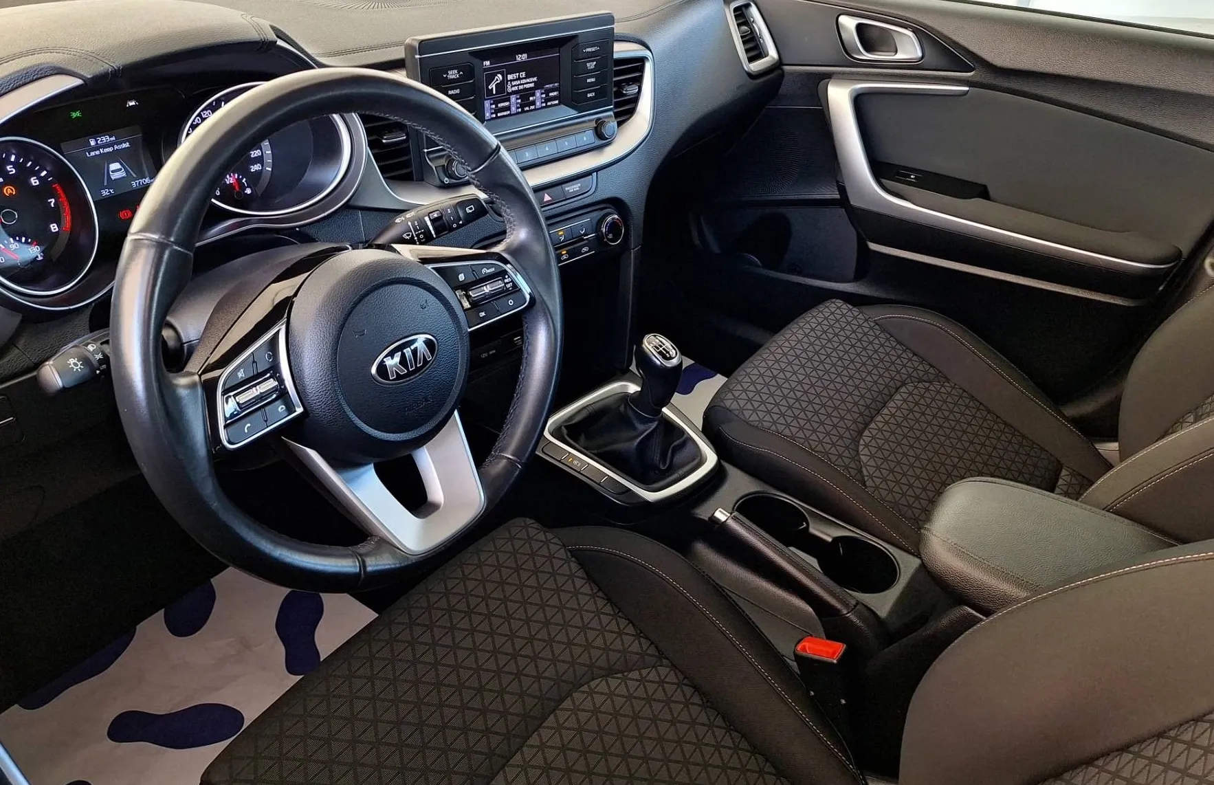 Zunanja slika - KIA XCeed - 1.4 T-GDi Way •Slovensko vozilo•1.lastnik• - 10