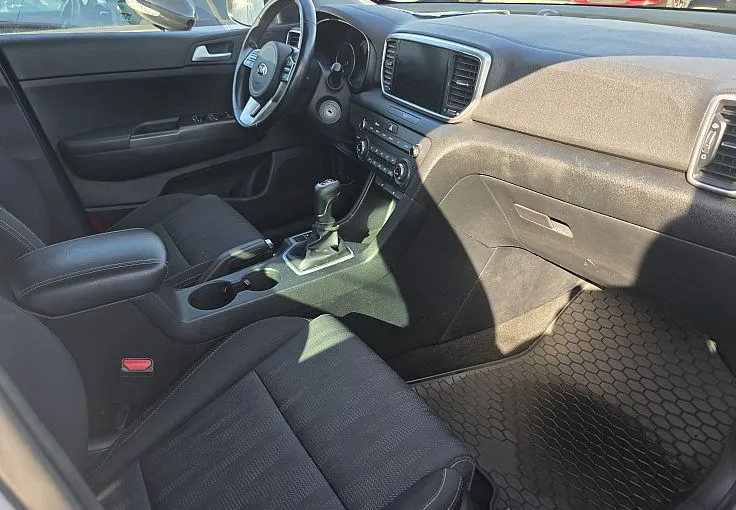 Zunanja slika - KIA Sportage - 1.6 CRDi 100kW EDITION M T6 - 12