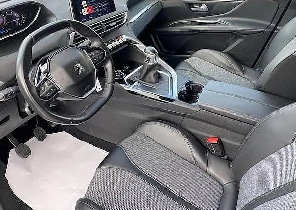 Zunanja slika - Peugeot 3008 - ALLURE 1.2 130 - NAVI-GRIP CONT+JAMSTVO - 9