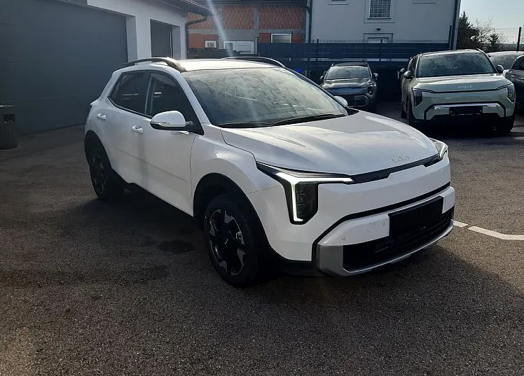 Zunanja slika - KIA Stonic - 1.0 T-GDi 73.6 kW  100 KM  PULSE+ DCT - 2