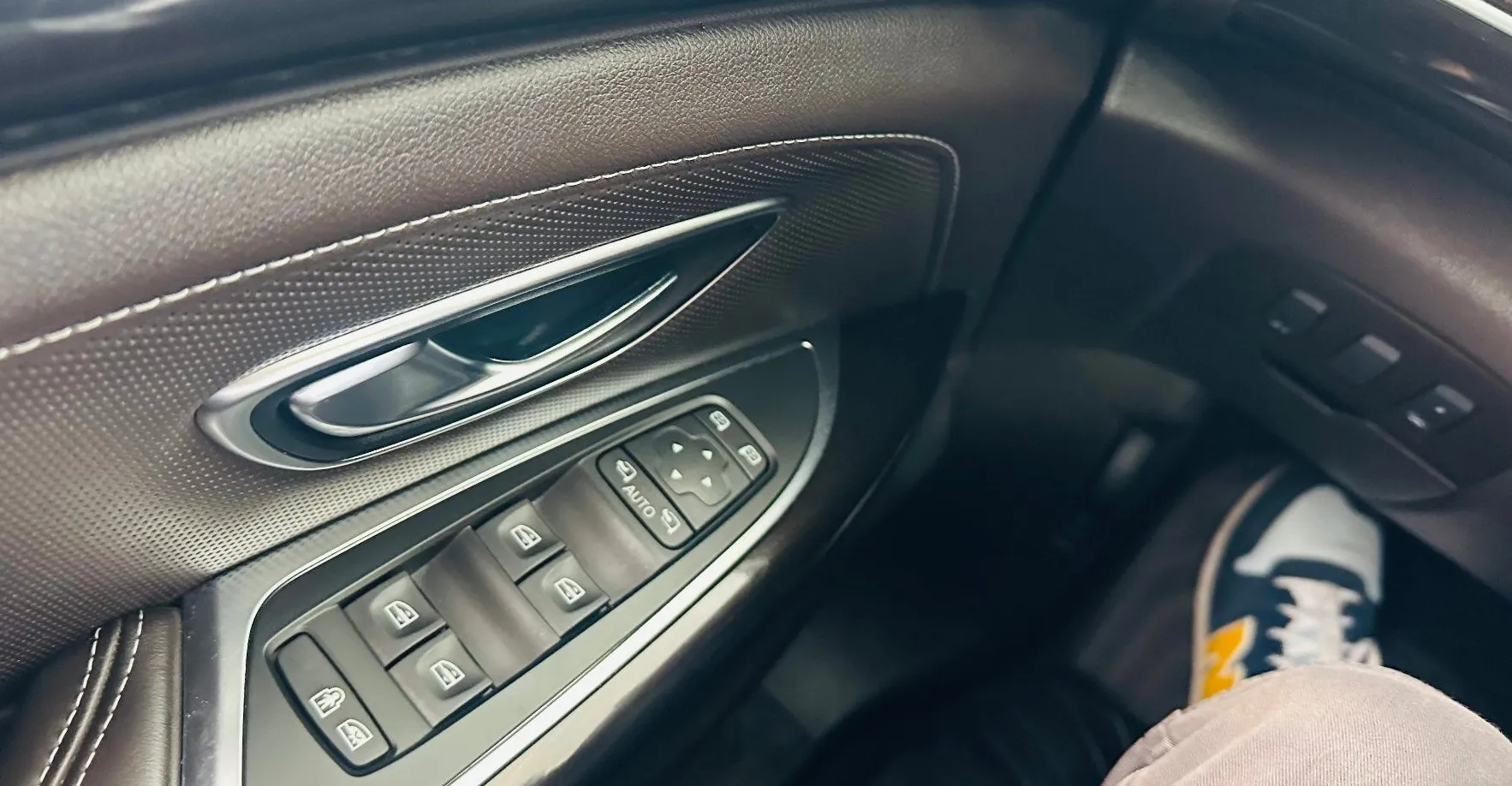 Zunanja slika - Renault Espace - 1.6 HDI 118 KW.KAMERA.NAVI.USNJE.GRE.SED.PANORAMA - 9