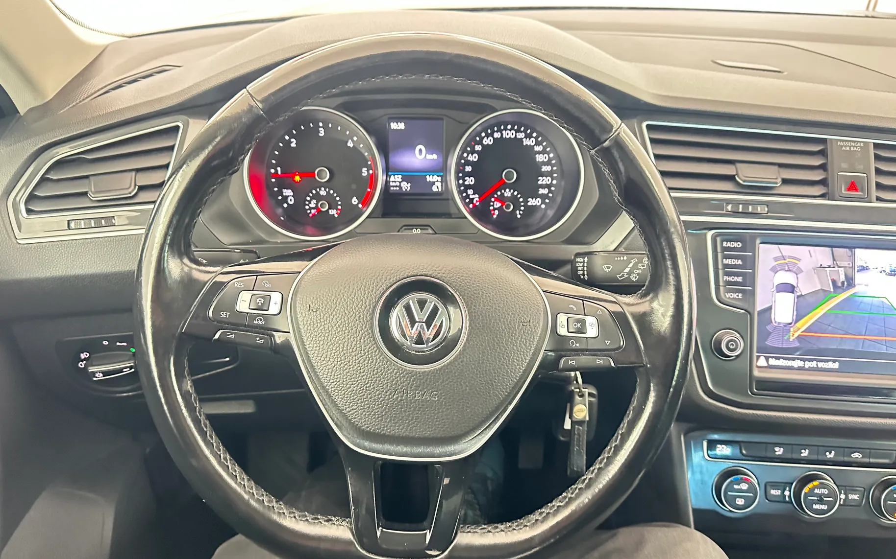Zunanja slika - Volkswagen Tiguan - 2.0 TDI Comfortline.KAMERA.NAVI.SLOVENSKI+4 GUME - 11