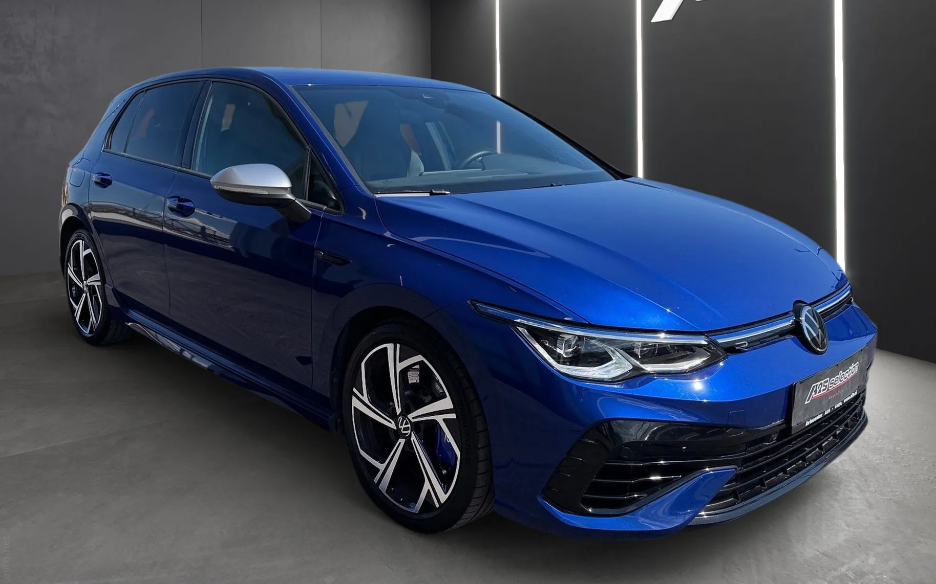 Zunanja slika - Volkswagen Golf - R 4Motion 2.0 TSI DSG IQ Matrix - Harman Kardon... - 2
