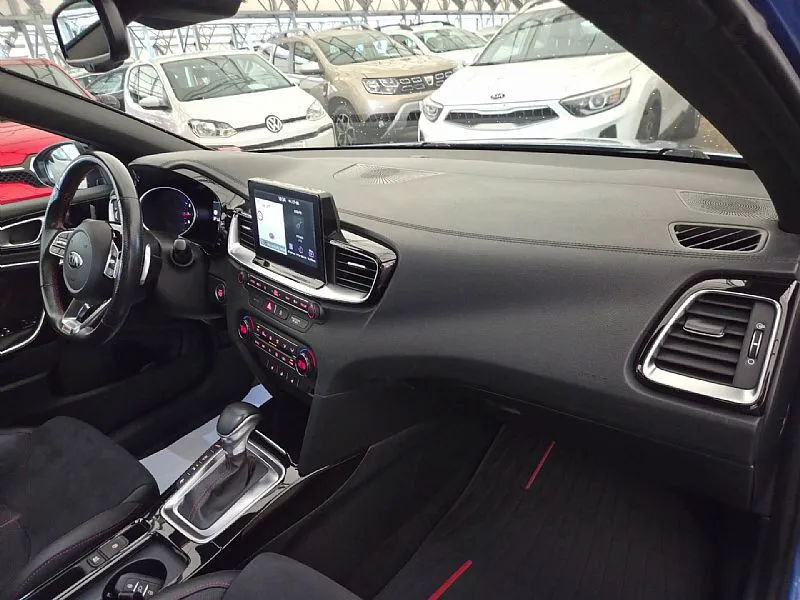Zunanja slika - KIA Ceed - 1.6 T-GDI LX GT LED DCT GR.SED 1.LASTNIK - 10
