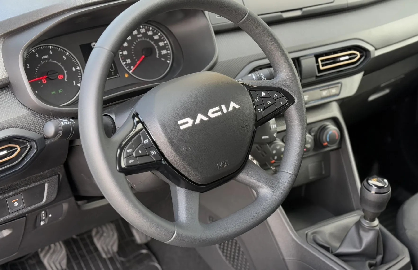 Zunanja slika - Dacia Sandero - 1.0 TCe 110 Stepway Essential - 11