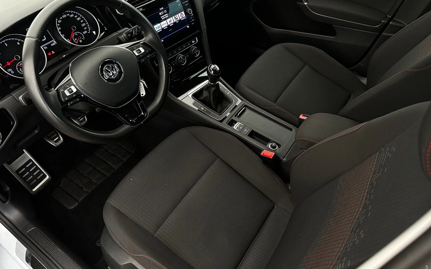 Zunanja slika - VW Golf - 2.0TDI-SOUND-2XLED-2XPDC-ACC-NA OBROKE - 5