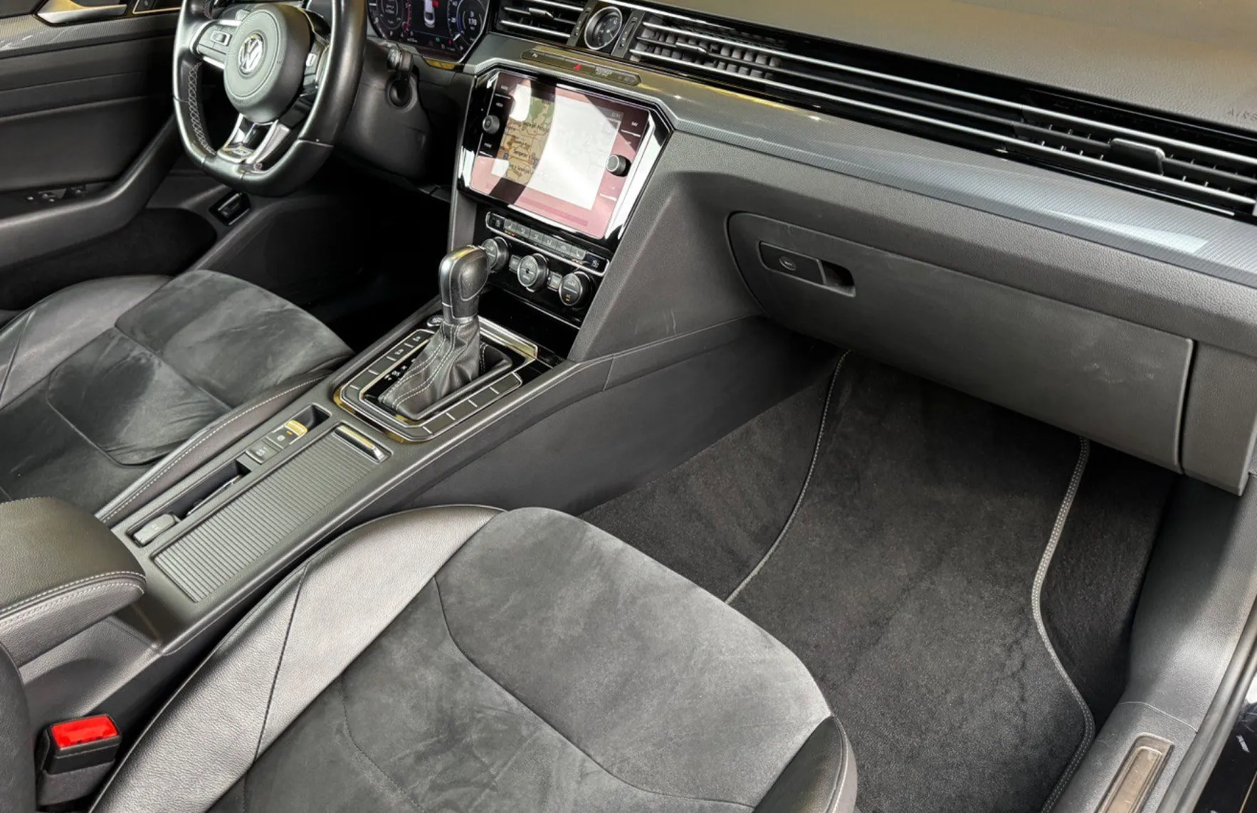 Zunanja slika - VW Arteon - 2.0 TDI AUT.-R Line-VIRTUAL-KLJUKA-KAMERA-MASAZA.. - 15