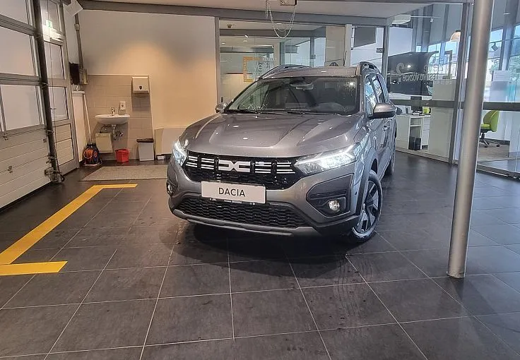 Zunanja slika - Dacia Jogger - Expression 1.0 TCe110 +paket Varnost + My Revision - 1