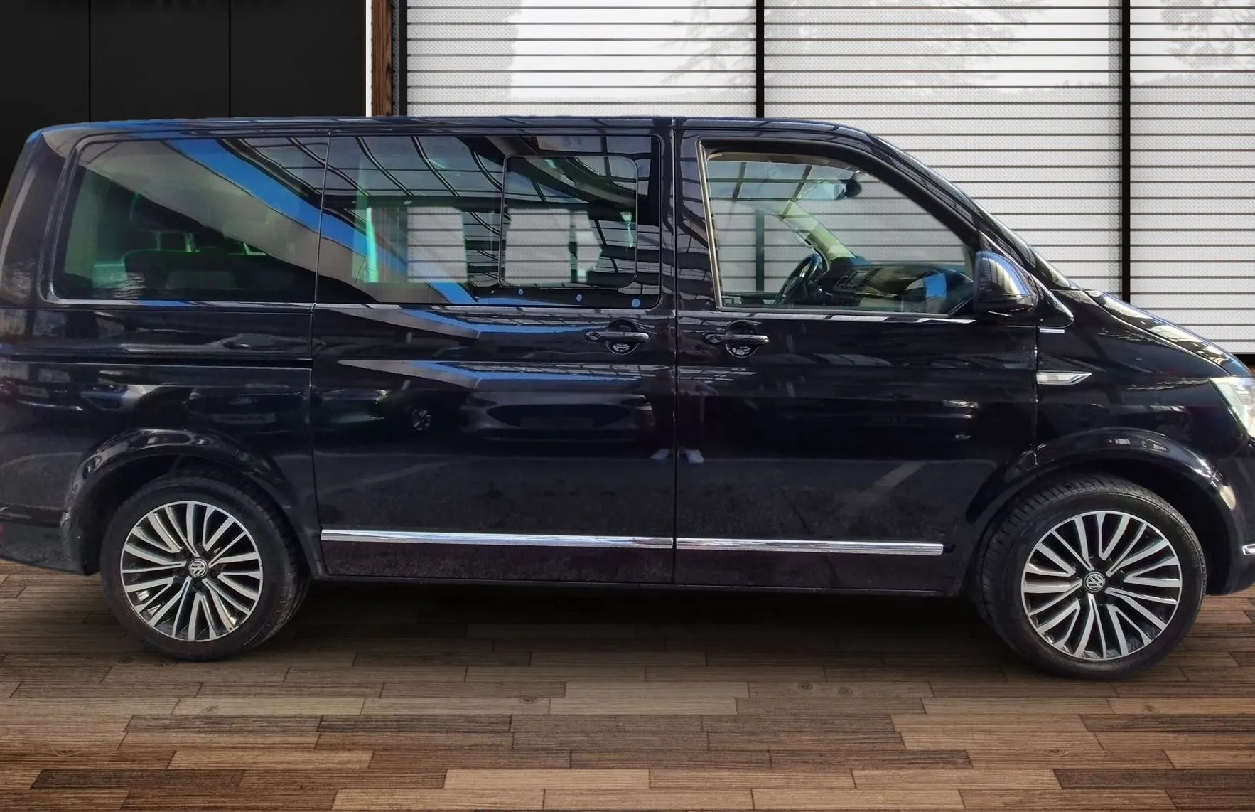 Zunanja slika - Volkswagen Multivan - HIGHLINE 2.0 TDi 205PS 4-MOTION AUT L1-2.LAST-LED - 4