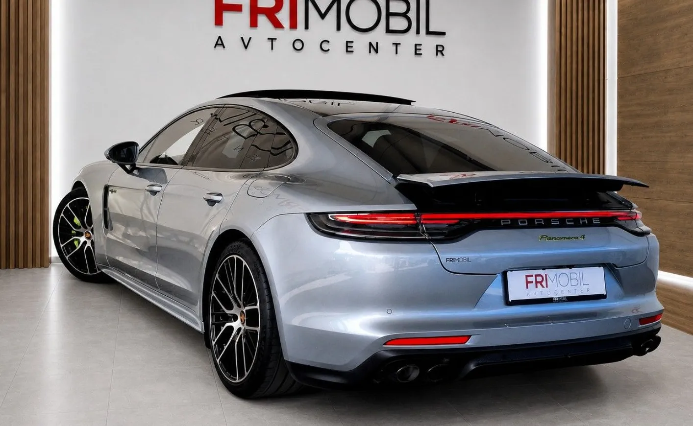 Zunanja slika - Porsche Panamera - 4E-Hybrid Platinum Edition•SOFTCLOSE•AIR•PANO•BO.. - 4