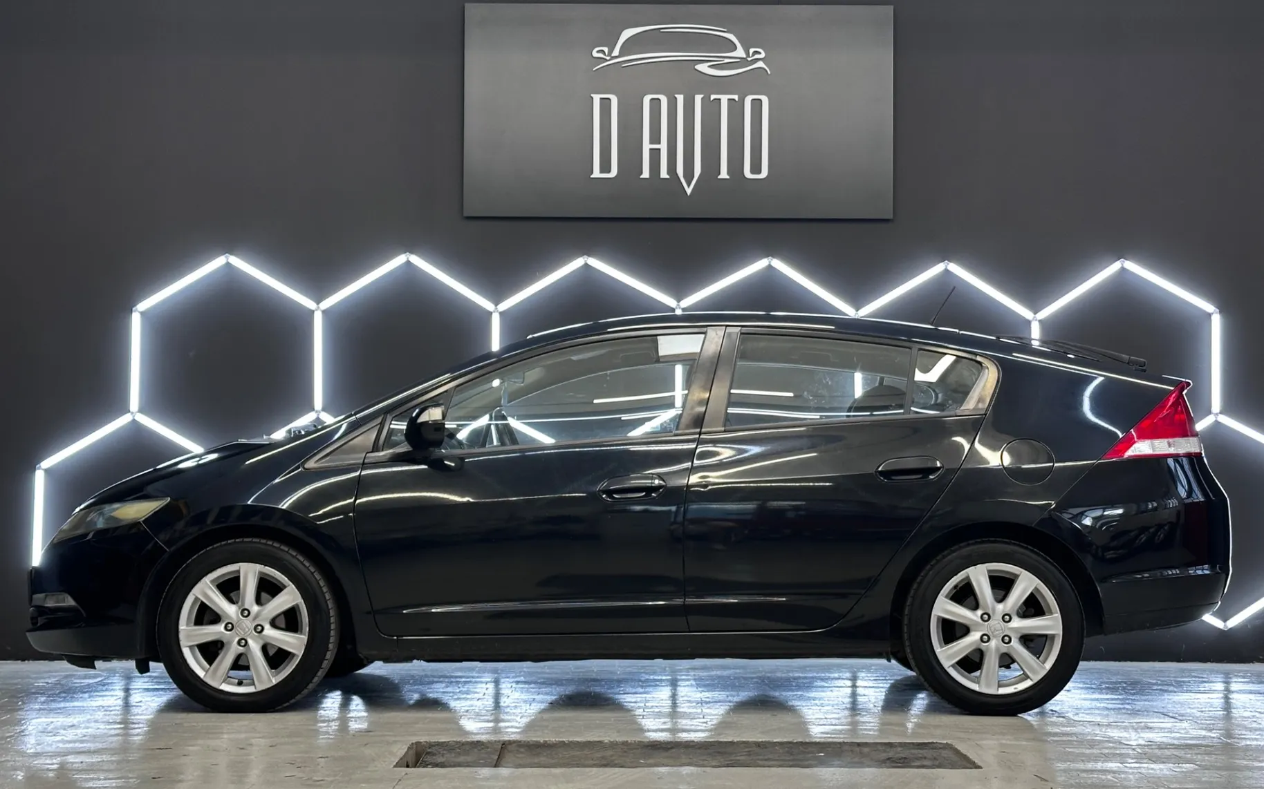 Zunanja slika - Honda Insight - 1.3 HYBRID AVTOMATIK KLIMA TEMPOMAT NOVE Z. GUME.. - 4