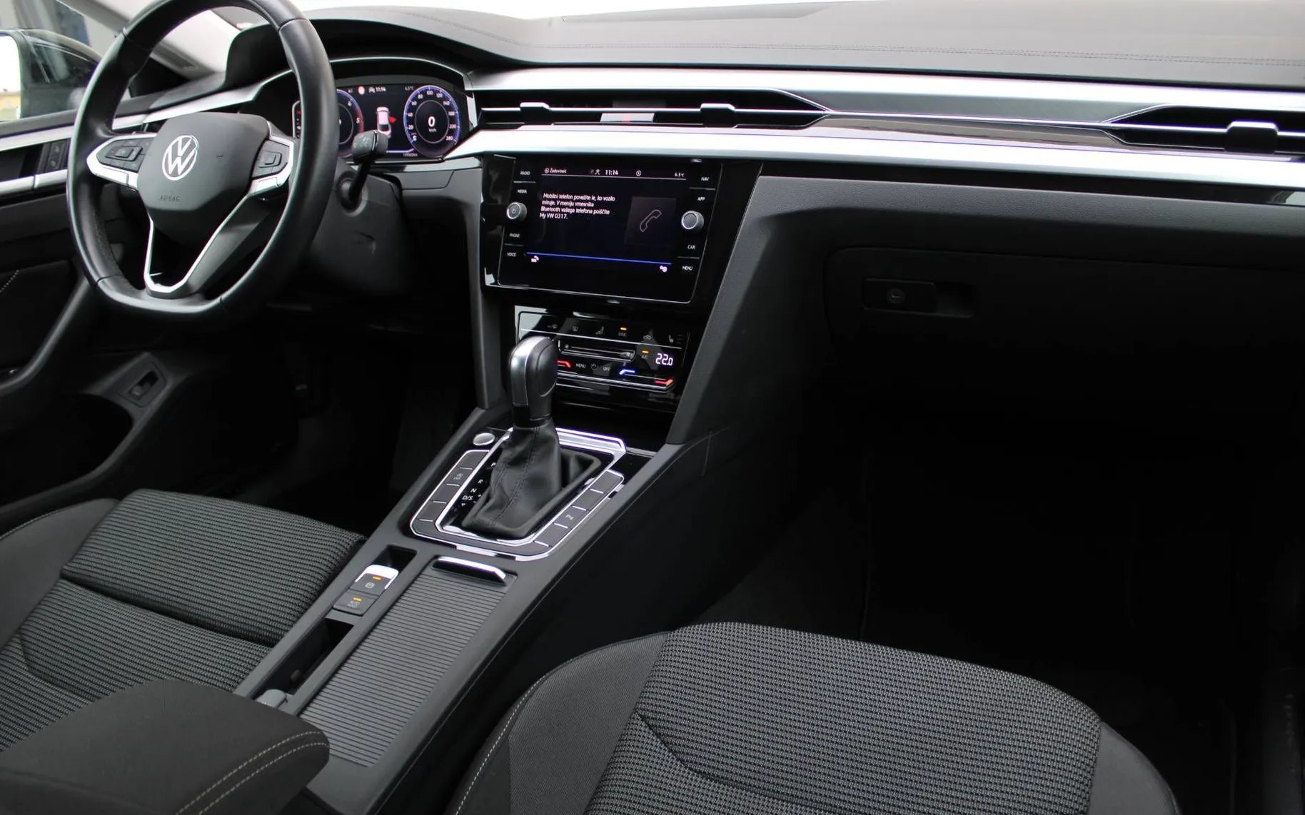 Zunanja slika - VW Arteon - 2.0 TDI avt.110kW LED NAVI GRETJE SED PDC - 7