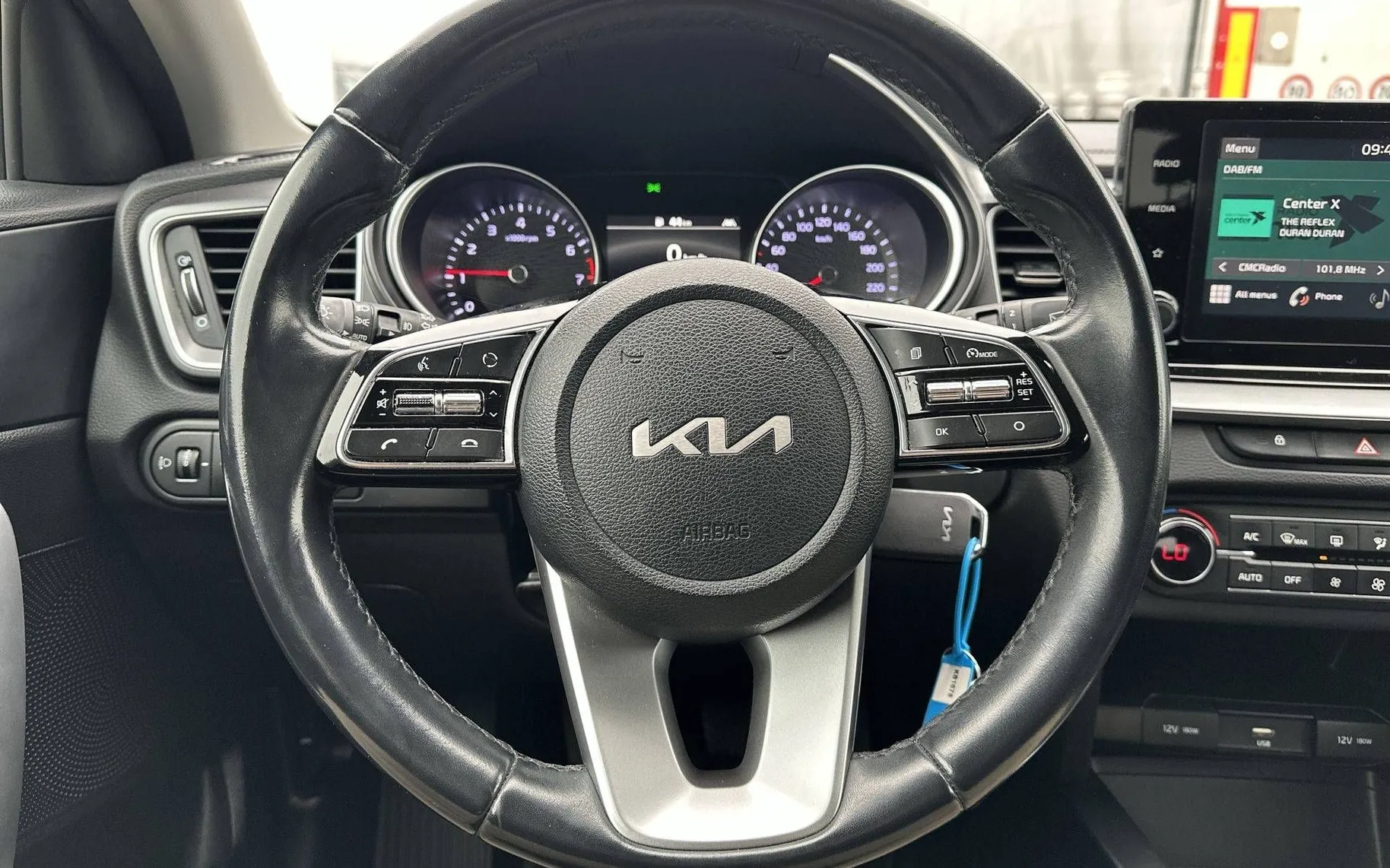 Notranja slika - KIA XCeed - 1.0 T-GDI PRIME - 15