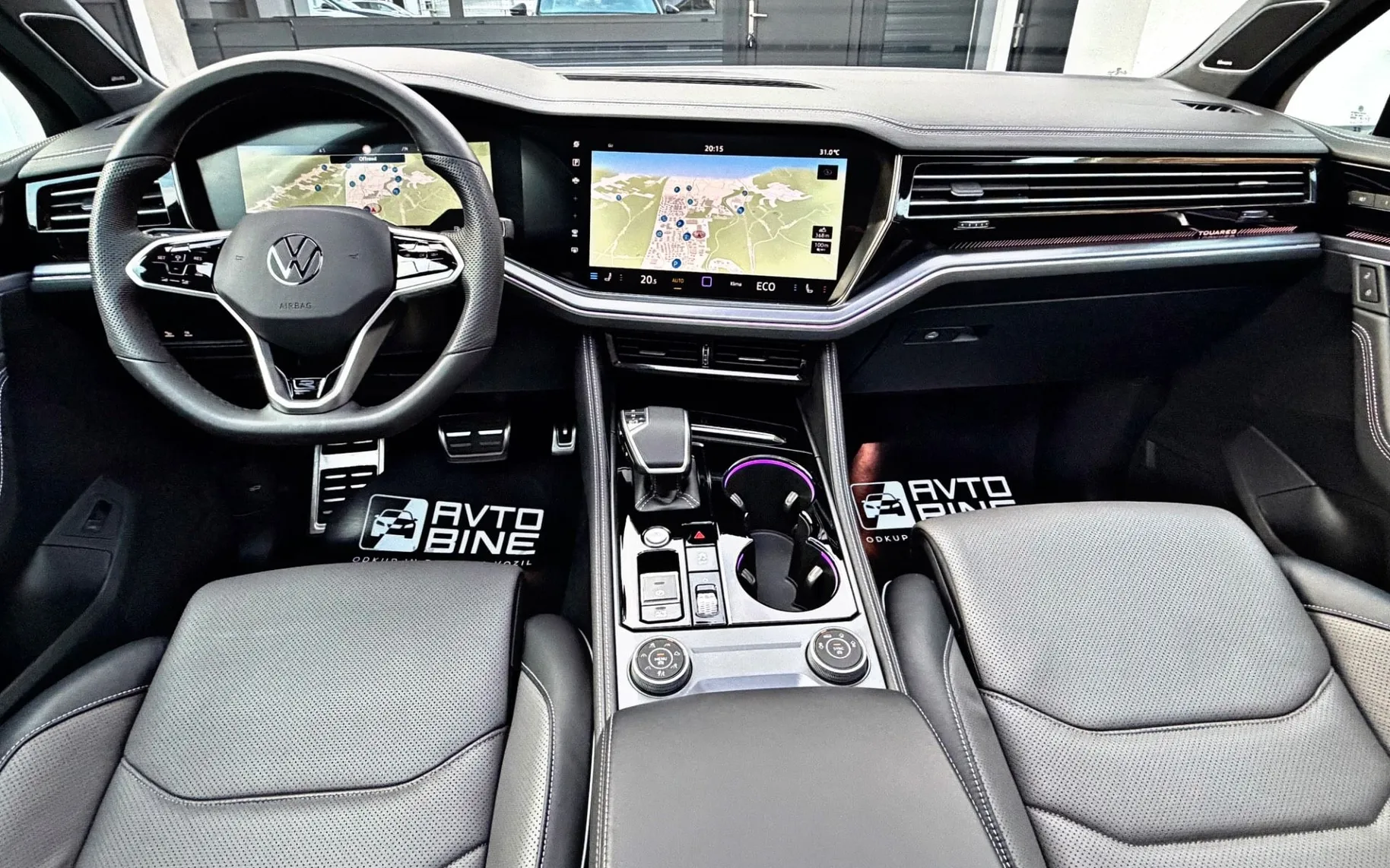 Notranja slika - Volkswagen Touareg - 4MOTION•R-LINE•PANO•MASAŽA•ZRAČNO•1LASTNIK•KOT N - 23