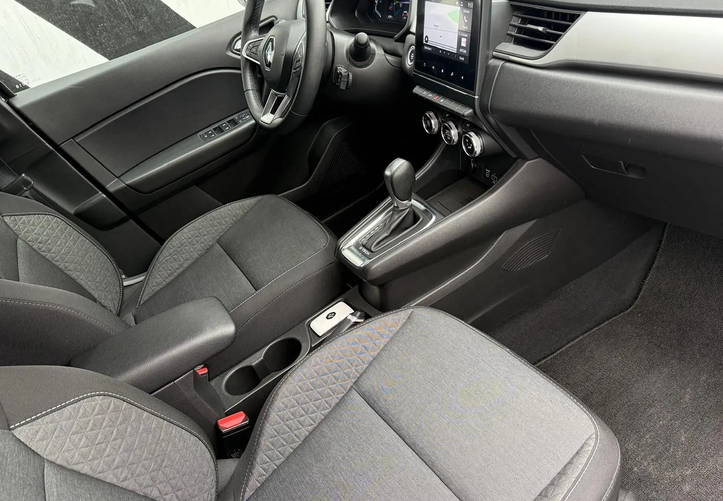 Zunanja slika - Renault Captur - E-TECH AVT. NAVI-ALU-KEYLESS-KAMERA-TEMPOMAT... - 10