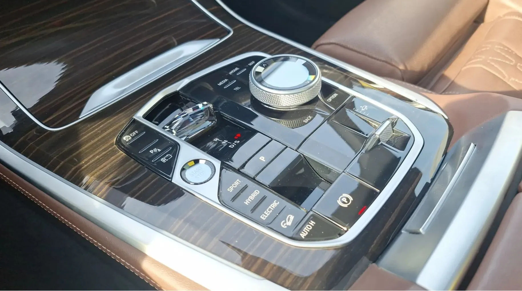 Zunanja slika - BMW X5 - serija : xDrive50e M-sport. HUD. zračno. individual. pano. - 12