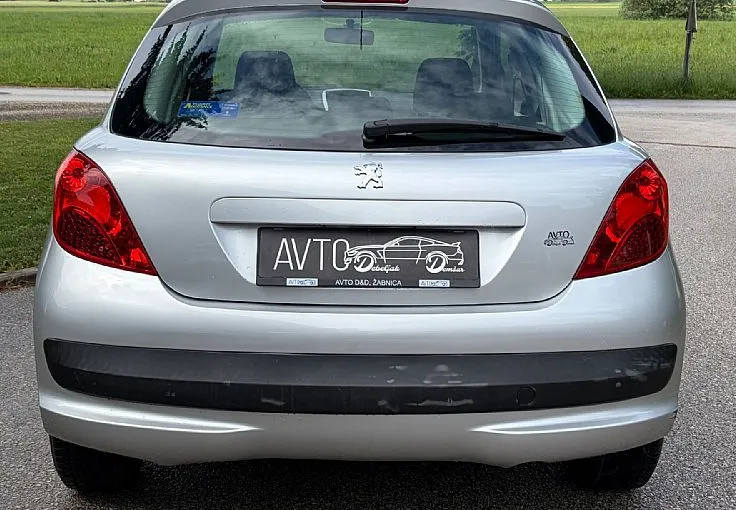 Zunanja slika - Peugeot 207 - Premium 1.4 16V - 6