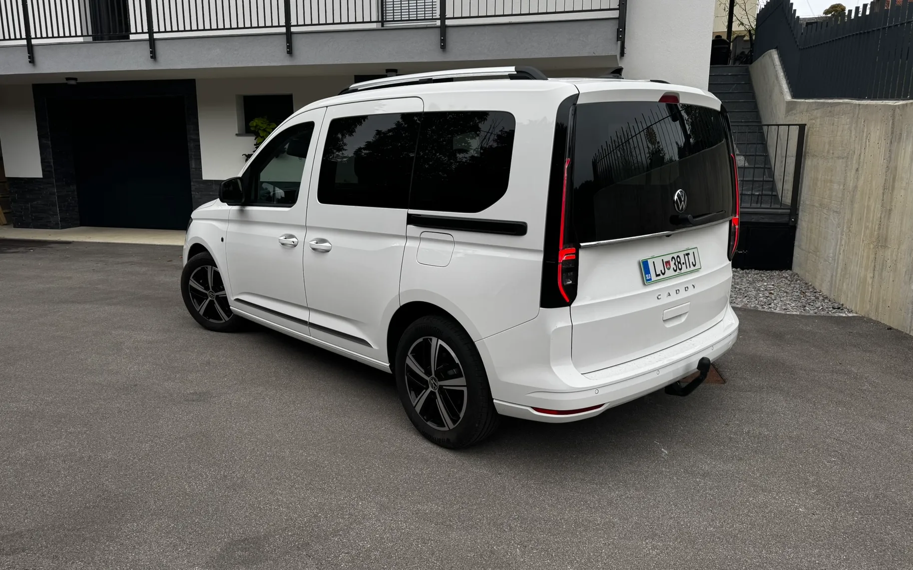 Zunanja slika - Volkswagen Caddy - 1.5TSI Style - 3