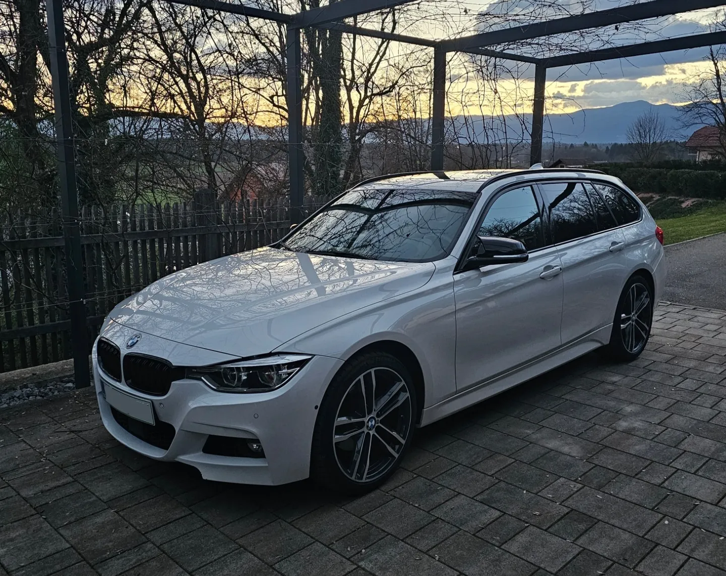 Zunanja slika - BMW Serija 3 - 320d xdrive touring M sport - 5