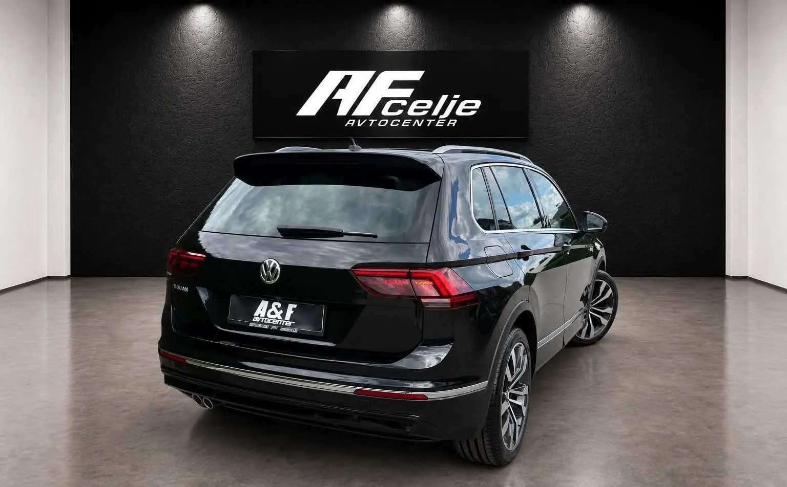 Zunanja slika - Volkswagen Tiguan - 2.0 TDI-4X4-DSG-R LINE-VIRTUAL-LIZING ZA TUJCE- - 5