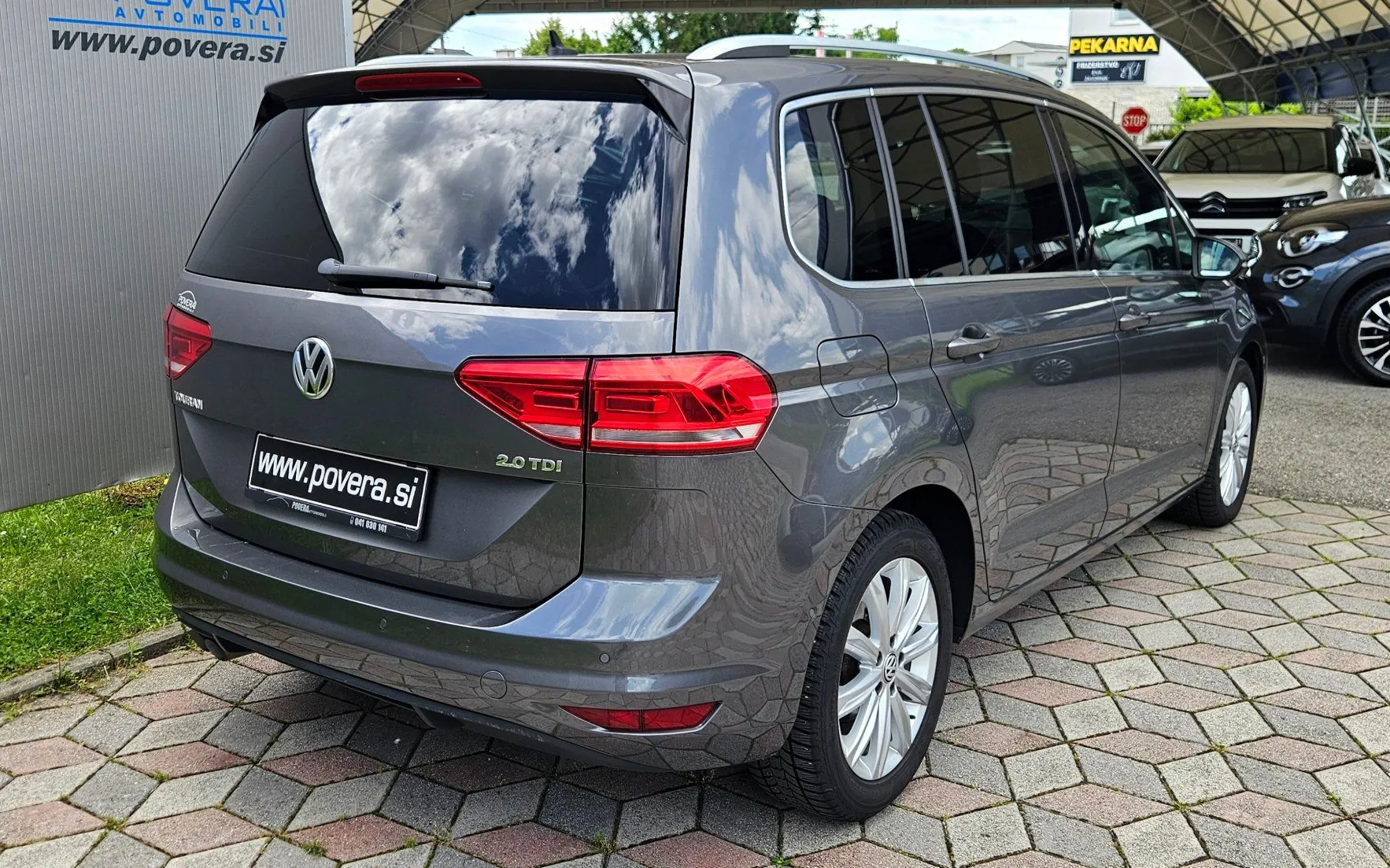 Zunanja slika - VW Touran - 2.0 TDI BMT Highline+ACC+17 COL - 5