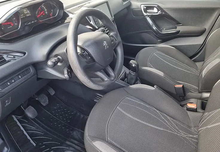 Zunanja slika - Peugeot 208 - ACTIVE 1.6 e-HDi AVT.KLIMA.MALA PORABA - 8