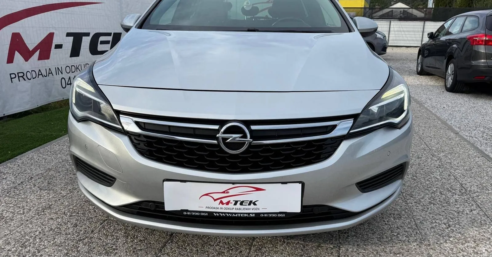 Zunanja slika - Opel Astra - Sports Tourer 1.6 CDTI Enjoy SAMO 107.000 KM - 2