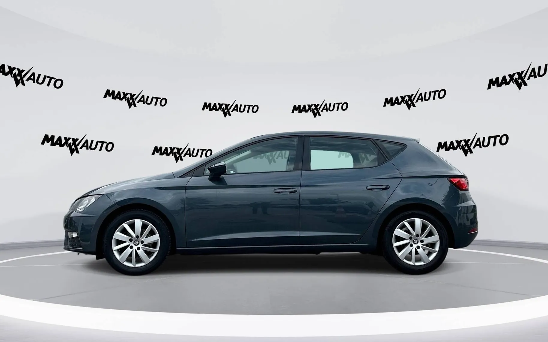 Notranja slika - Seat Leon - 1.0 TSI REFERENCE - 8