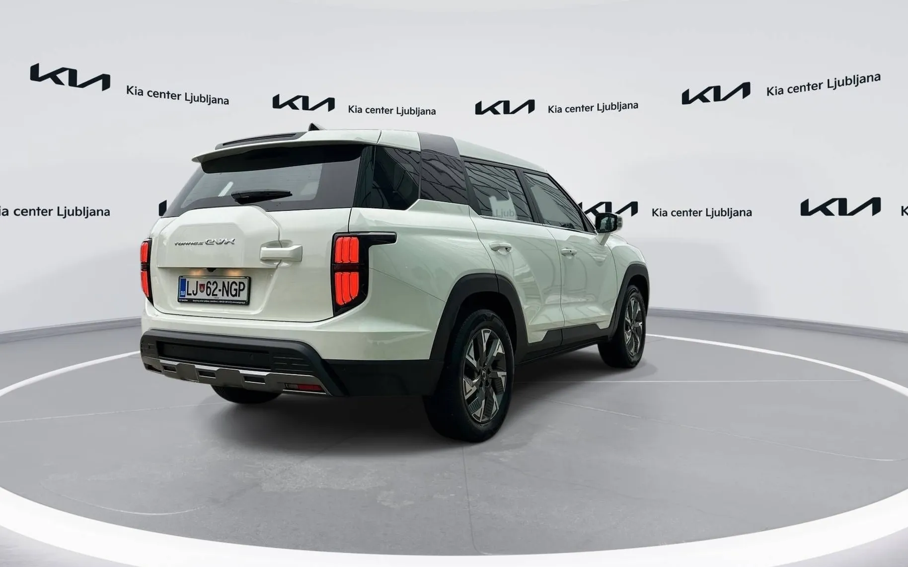 Zunanja slika - SsangYong Torres - EVX EXPLORE... - 5