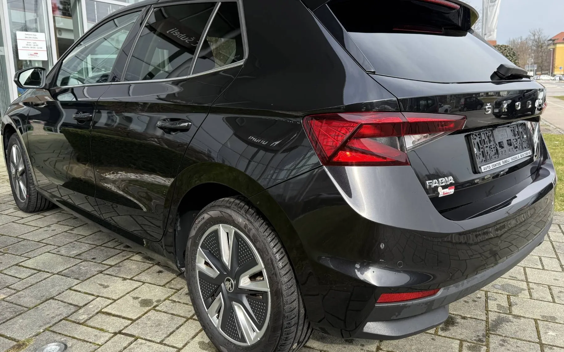 Zunanja slika - Škoda Fabia - Style 1.0 TSI DSG-DEC.AKCIJA LED VIRTUAL KAMERA - 6