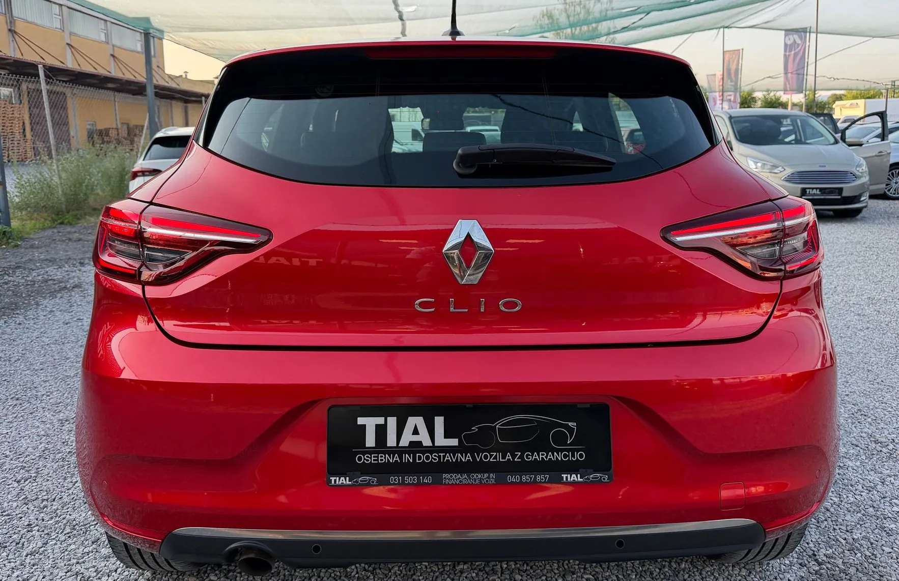 Zunanja slika - Renault Clio - TCe 90 Intens SLO-VIRTUAL-DIG.KLIMA-ALU-VELIK SERV - 6