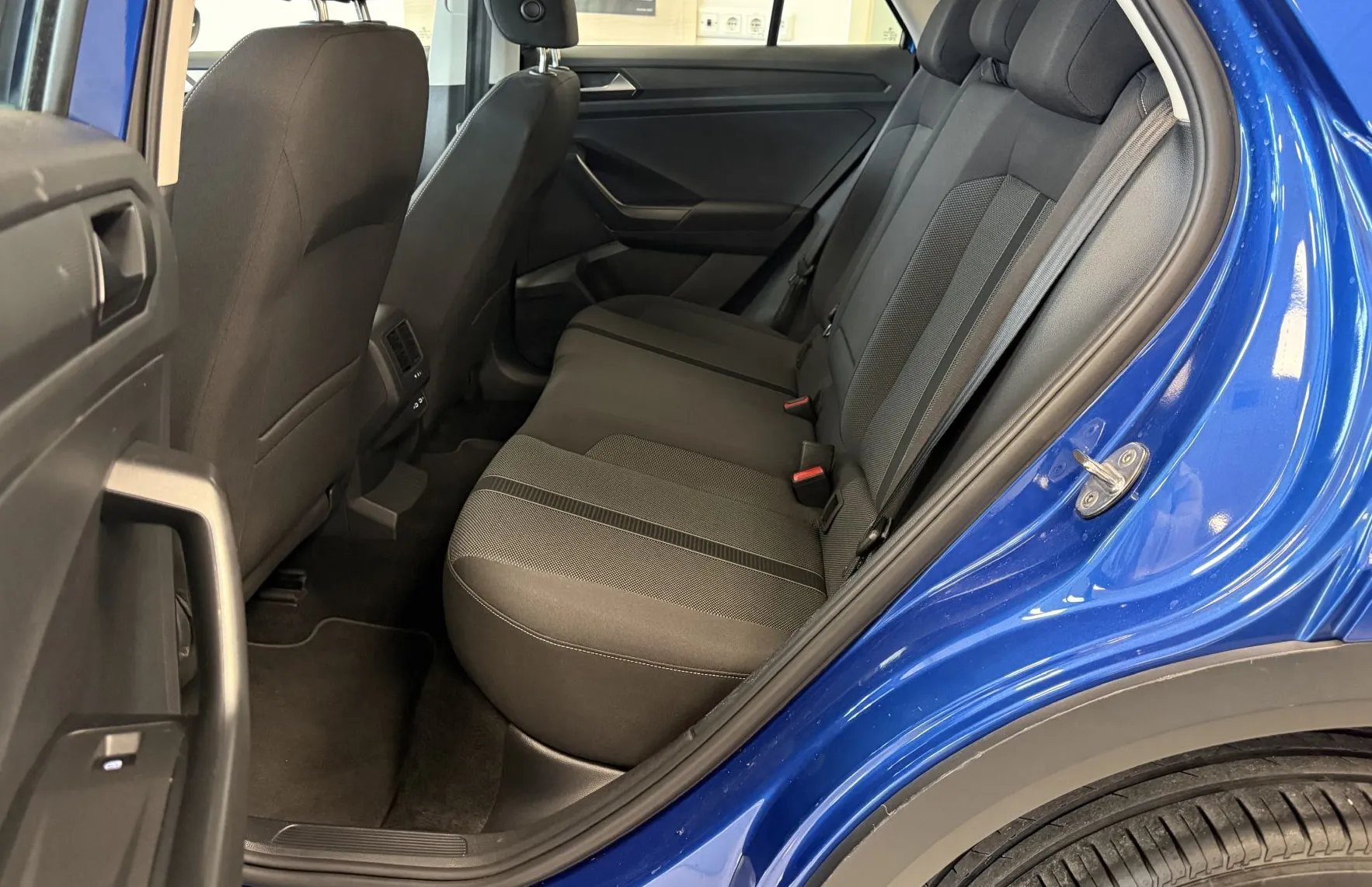 Zunanja slika - VW T-Roc - 1.5 TSI BMT Style DSG -1.LASTNIK-VIRTUAL-ACC- - 14