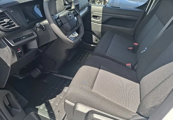Zunanja slika - Opel Zafira - vivaro 2.2 diesel avtomatik - 9 SEDEŽEV - 5