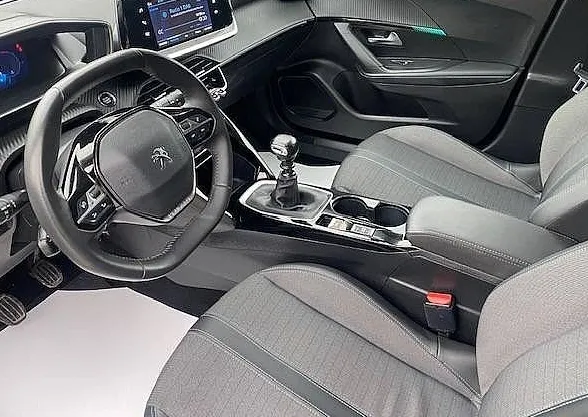 Zunanja slika - Peugeot 2008 - ALLURE PACK 1.2 130KM + JAMSTVO - 9
