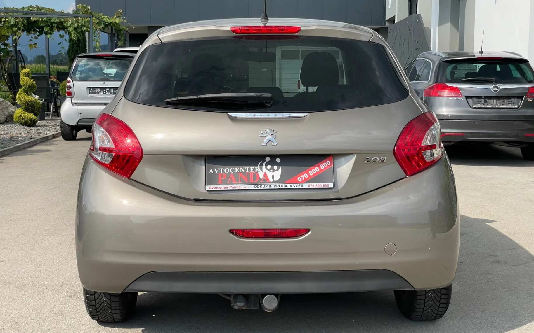 Zunanja slika - Peugeot 208 - 1,4 VTi Allure VTi+SLOVENSKI+SAMO 130.000KM+PANORAMA. - 8