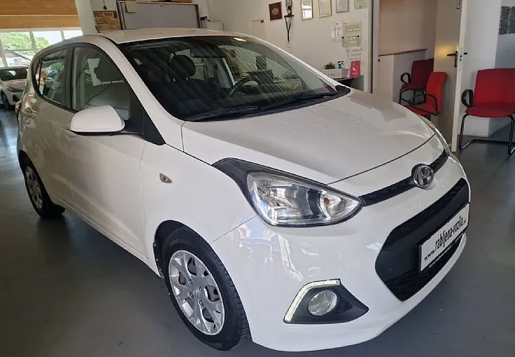 Zunanja slika - Hyundai i10 - 1.0 Comfort LEPO OHRANJENA REDNO SERVISIRANO - 2